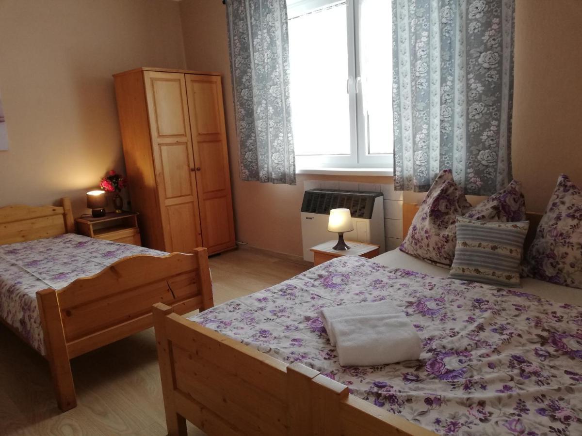 Penzión Koník Liptovský Ján Exterior foto