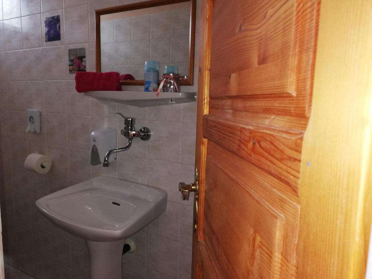 Penzión Koník Liptovský Ján Exterior foto